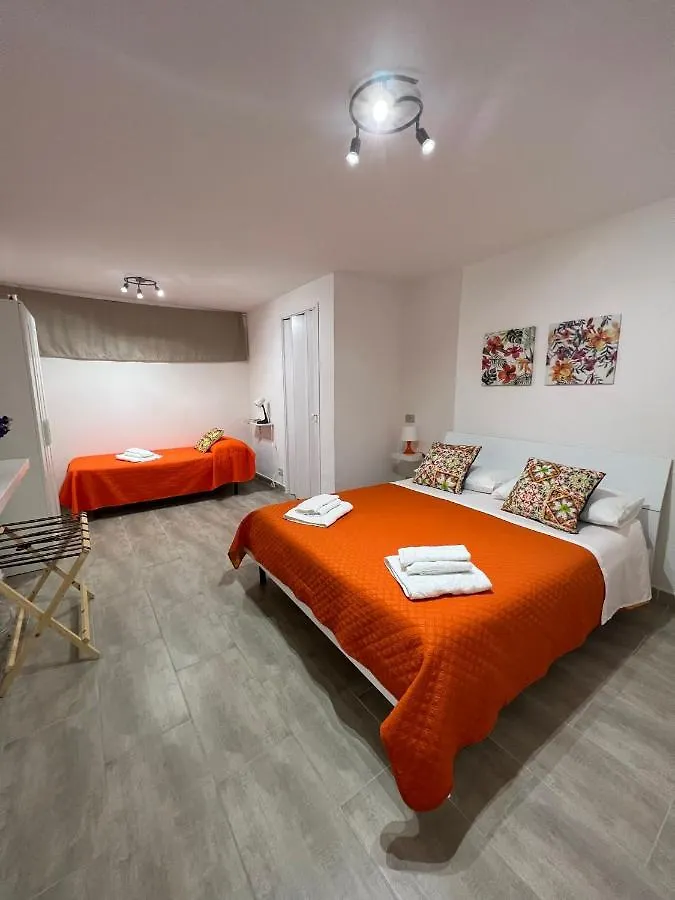 Casa vacanze Trentuno Mondello Apartments Italia