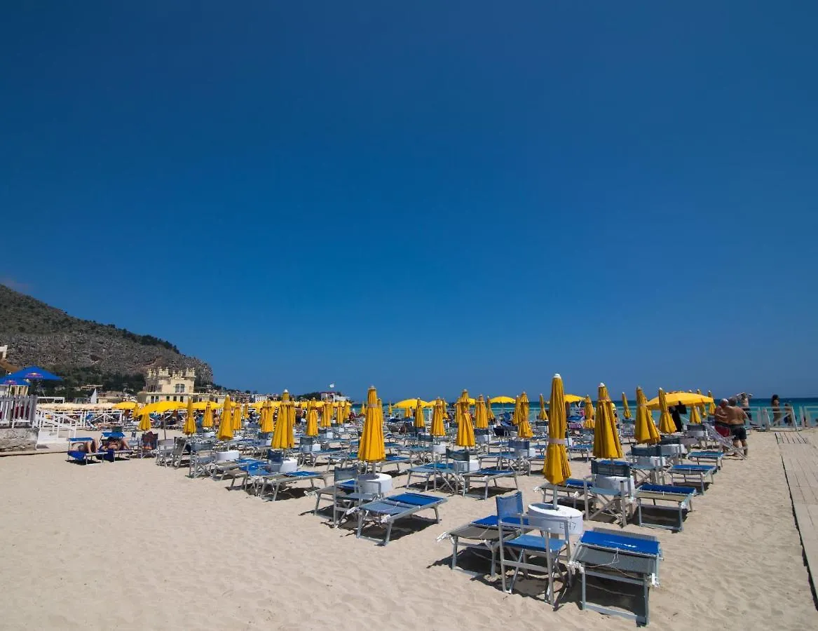 Casa vacanze Trentuno Mondello Apartments