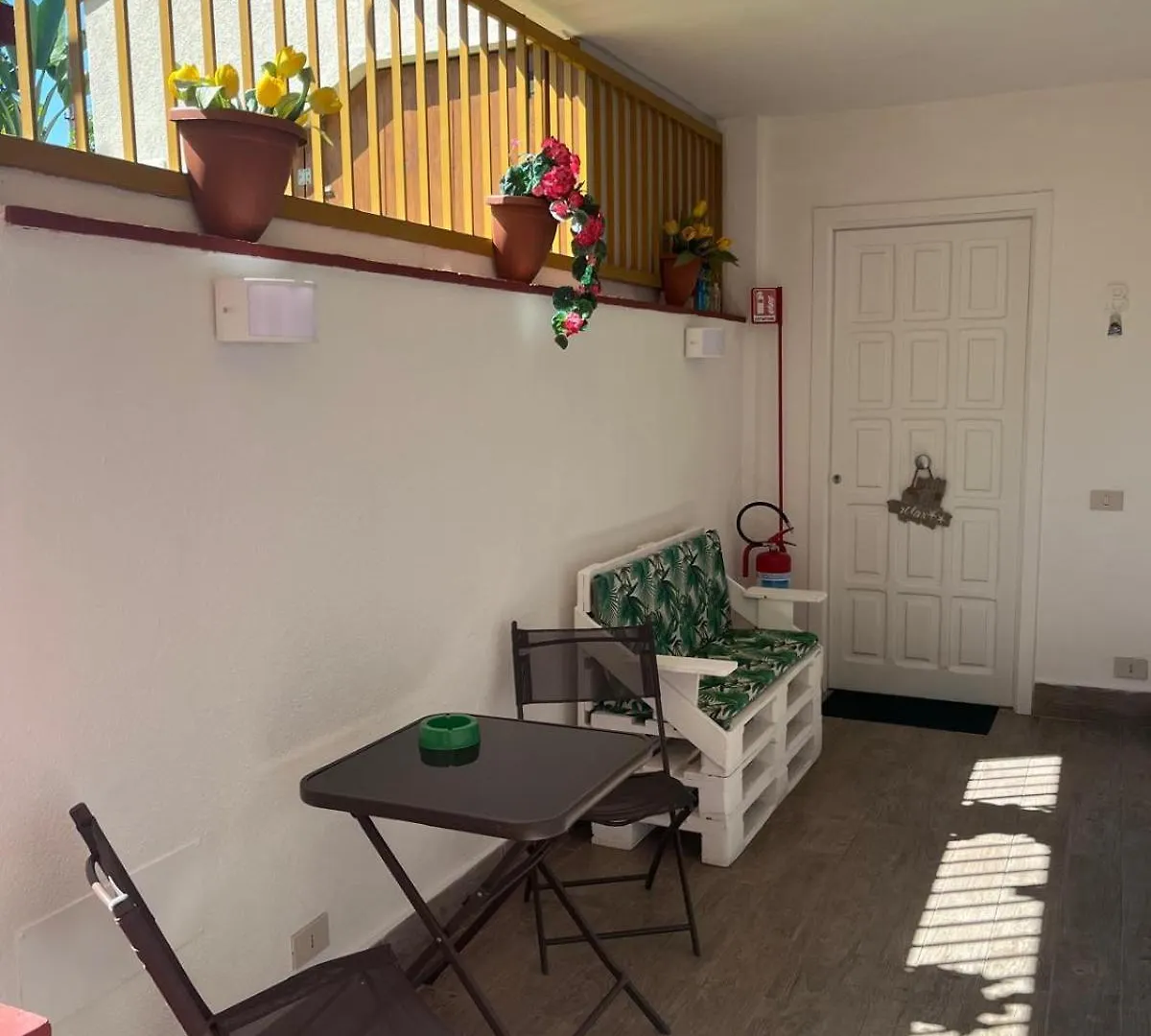 Trentuno Mondello Apartments 0*,